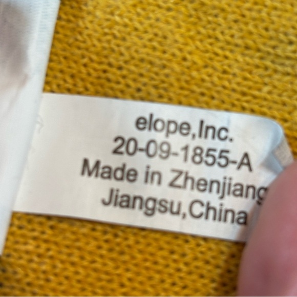 Harry Potter Huffle Pufffle Black Yellow Fringed Scarf - Picture 9 of 10